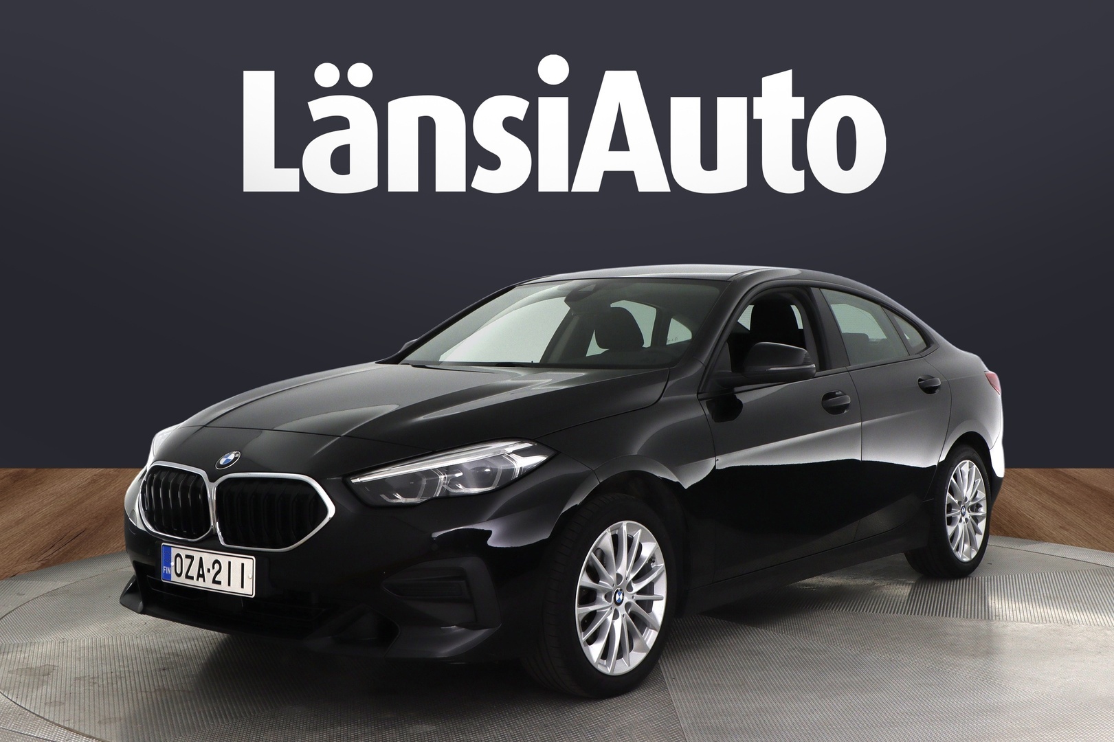 BMW 218